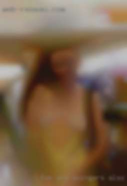 Fwb are swingers also very welcome if so bodybuilder desired.